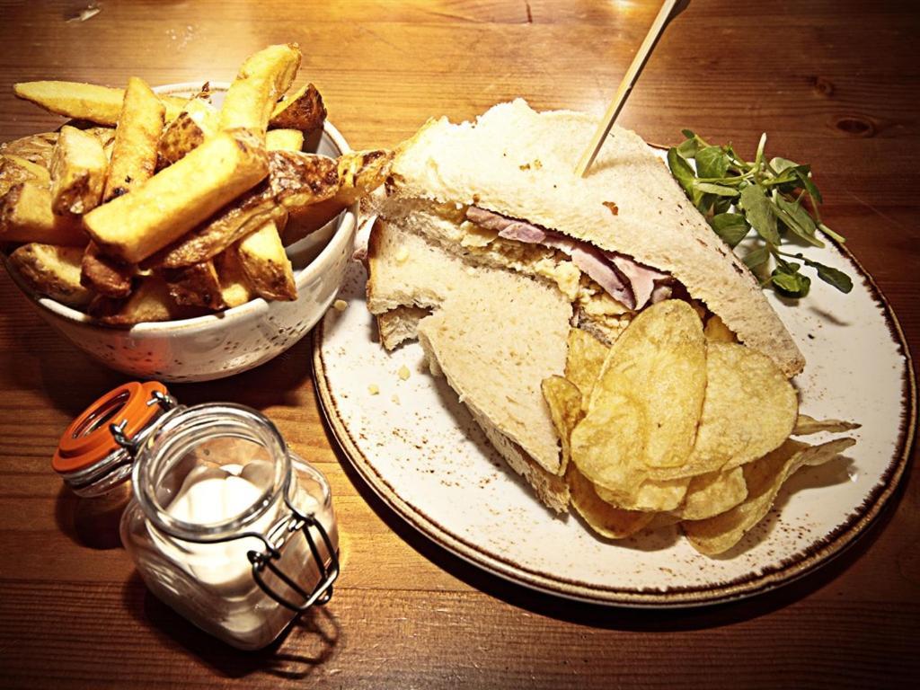 The White Bear Hotel Shipston-on-Stour Bagian luar foto